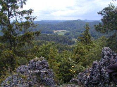 H&ouml;hengl&uuml;cksteig bei Hirschbach Fr&auml;nkische Schweiz Deutschland